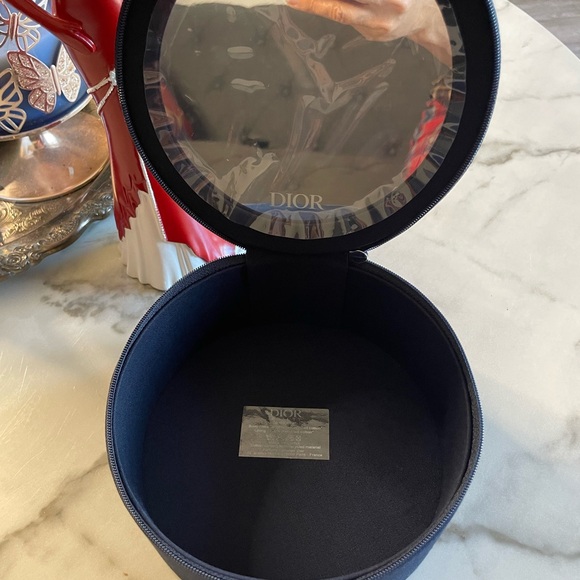 DIOR Beauty Vanity Case Round Makeup Bag With Mirror NEW! - Picture 3 of 7